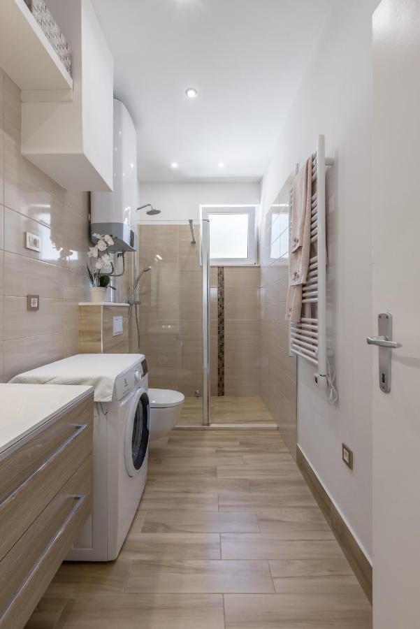 ספליט Villa Katess With Heated Pool מראה חיצוני תמונה